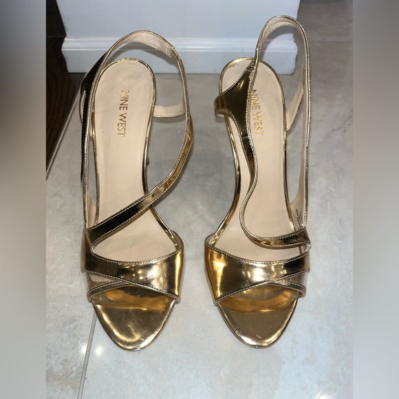 Stunning gold Nine West heels - Picture 2 of 5